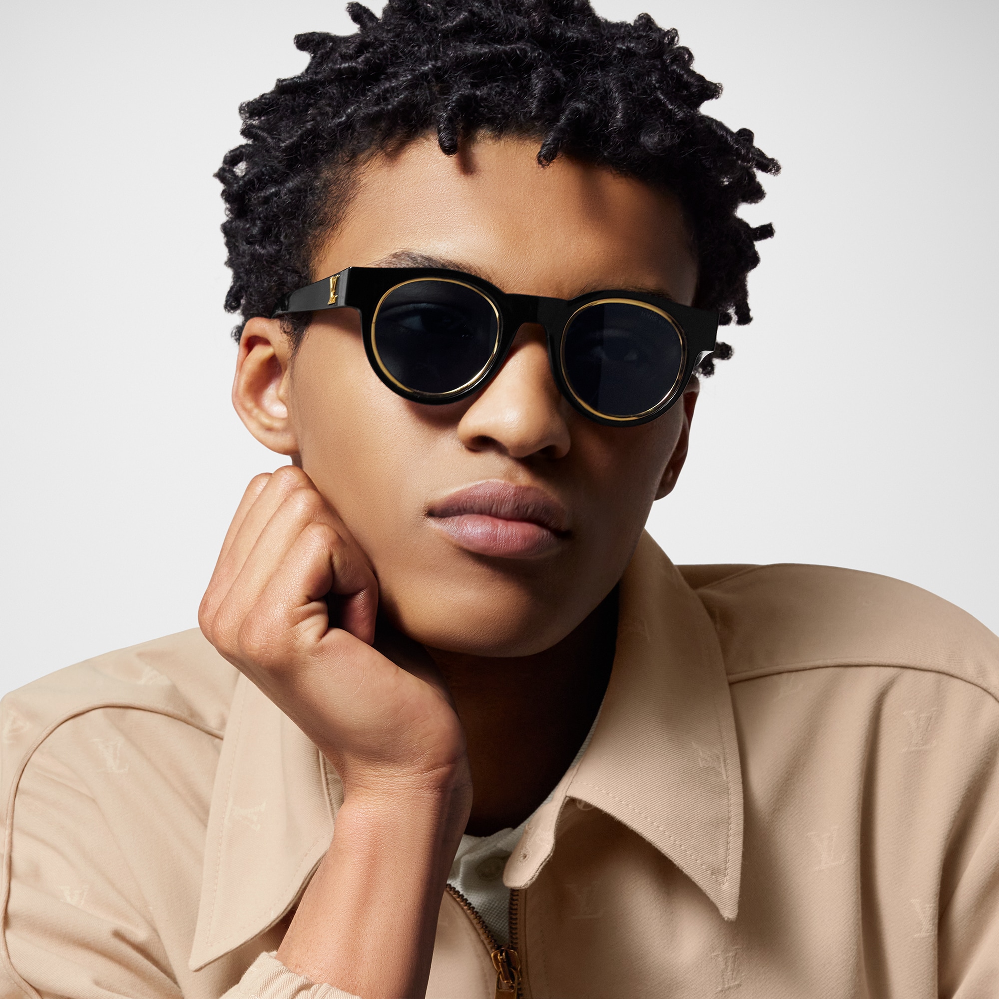 LV Legacy Round Sunglasses S00 - For Men | LOUIS VUITTON